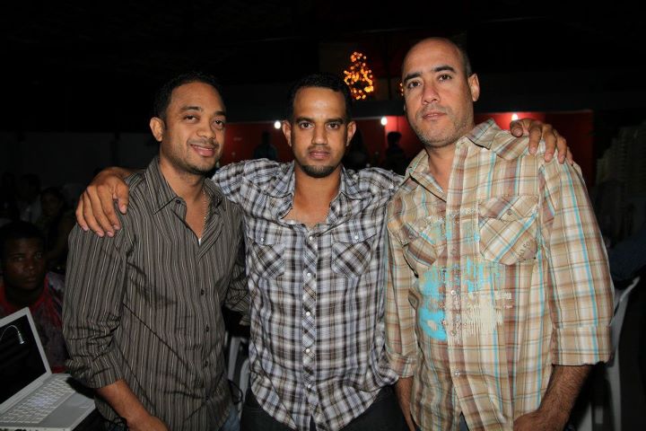 Fotos – Banda Real – En Discoteca Los Hidalgos, El Mamey 20 Dic 2011