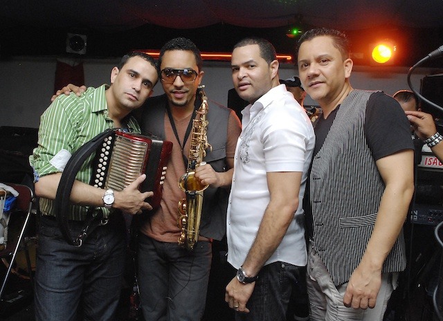 Banda Real – En Vivo En Los Mangos (02-12-13)