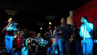 Yovanny Polanco ft. Mafiastylez de iswing – Una sola noche (2013)