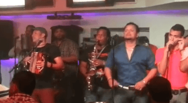 Video: La Seleccion Tipica – El Terron De Sal @Over Lounge (2013)