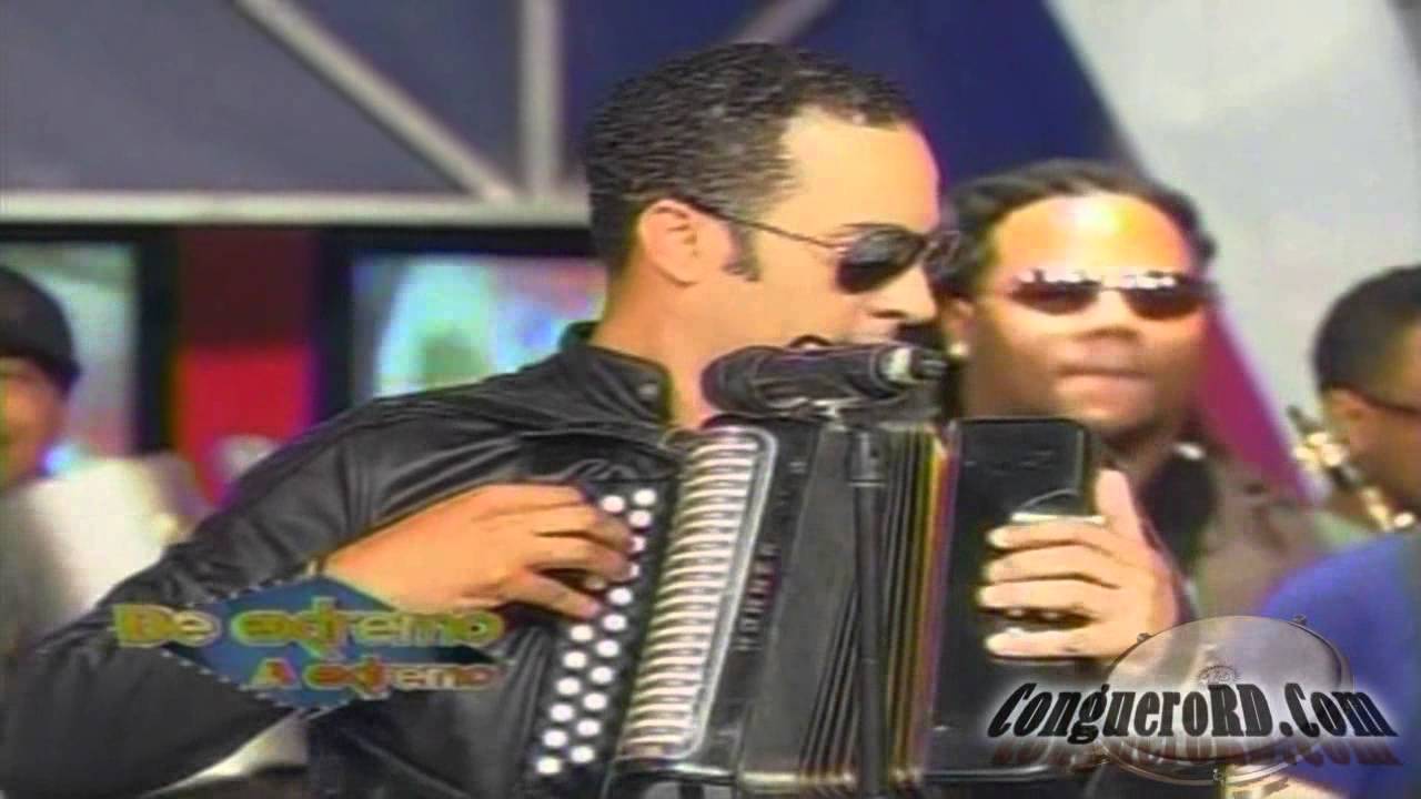 Nicol Peña Y La Seleccion Tipica "En Vivo" (De Extremo A Extremo) Agosto 17, 2011